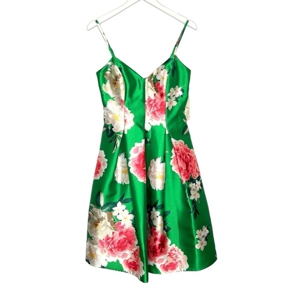 Eliza J Fit and Flare Floral Dress Green Size 6 NEW - Picture 3 of 14